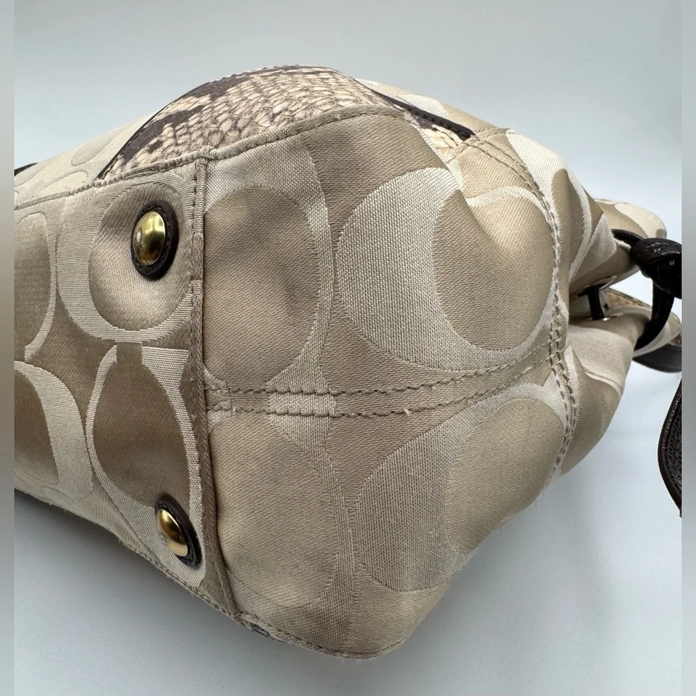 Coach Colette Signature Satchel / Carryall | Very Good Condition